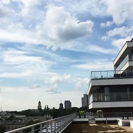Fabryczna Apartment *